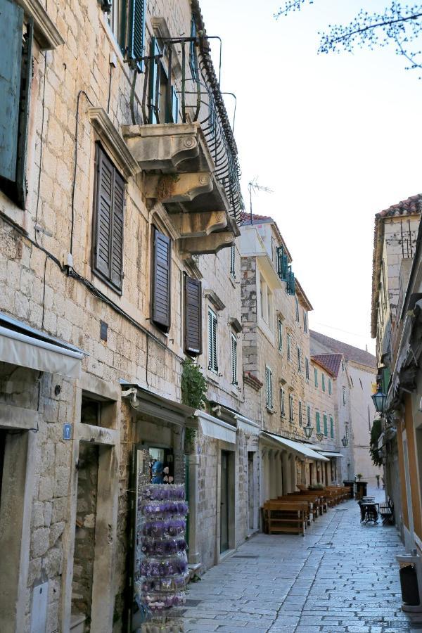 Apartments With A Parking Space Omis - 19051 Exteriér fotografie